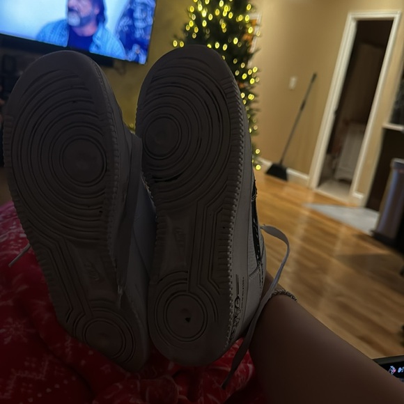 Nike Airforce 1 - Picture 2 of 4